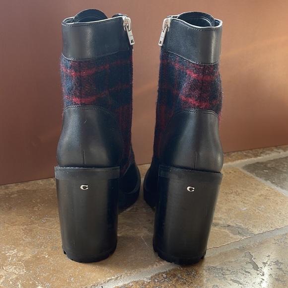 COACH, SPECIAL EDITION combat boot, size 9 - Picture 3 of 5